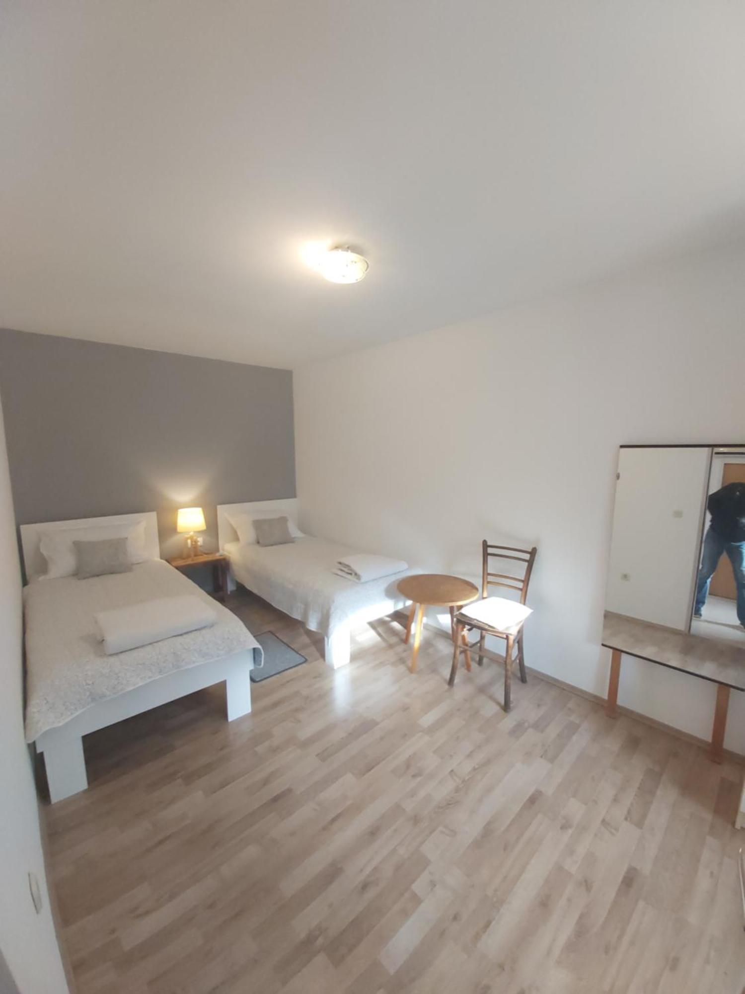 Apartman Luce With Shared Pool Zadar Exterior photo